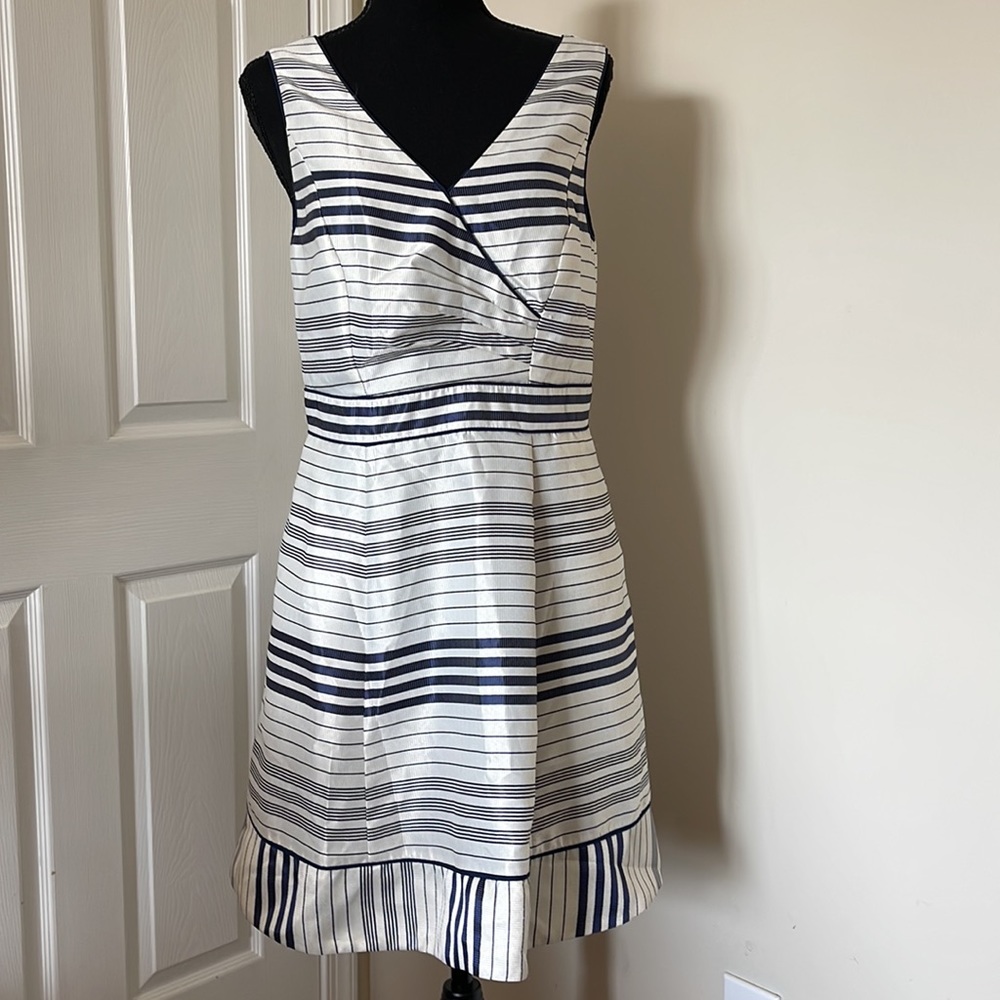 Jessica Simpson dress
